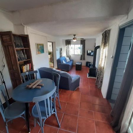 Cortijo El Cerro Apartment Alcaudete Luaran gambar